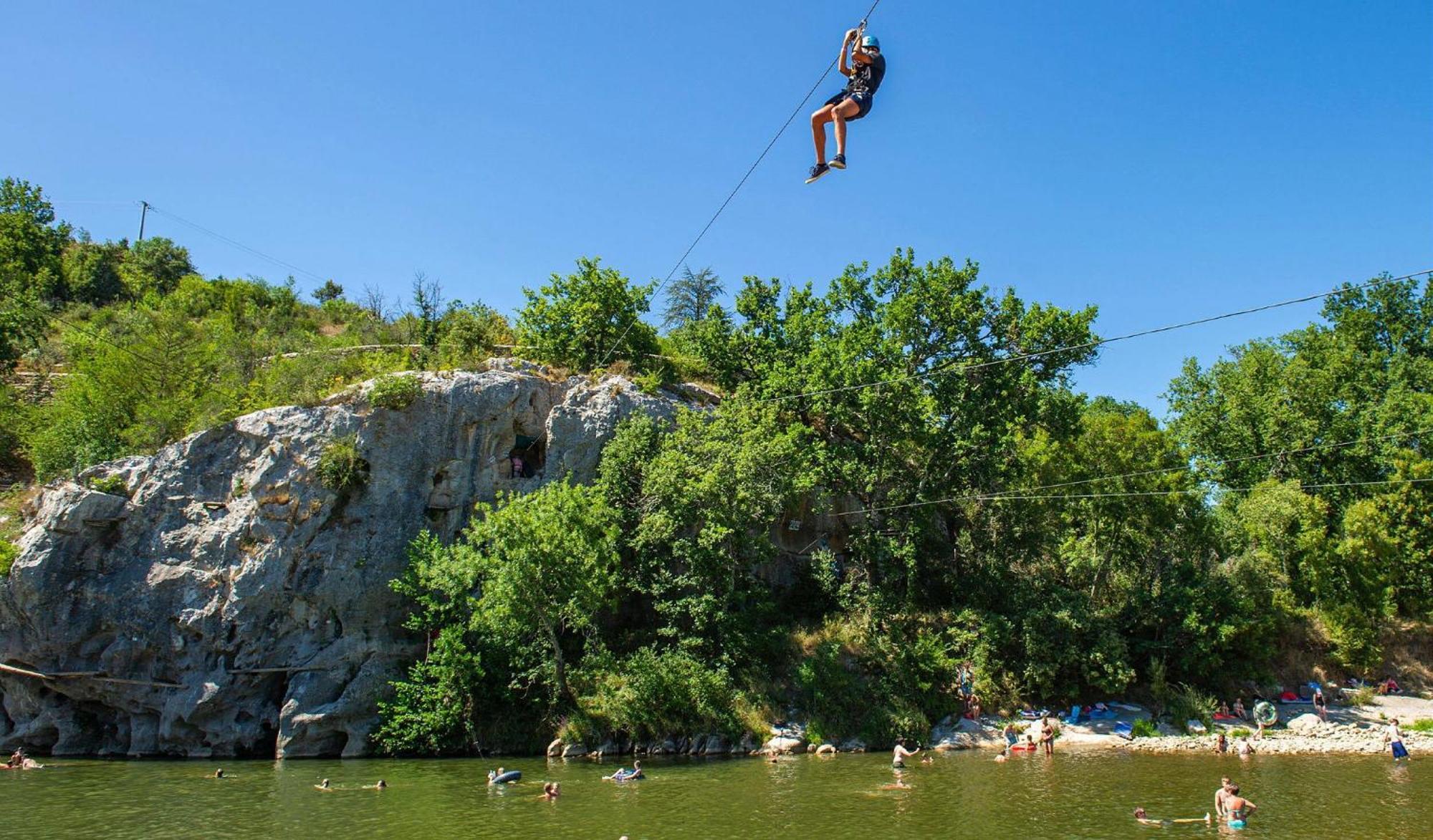 Camping Domaine De Chaussy Lagorce  Bagian luar foto