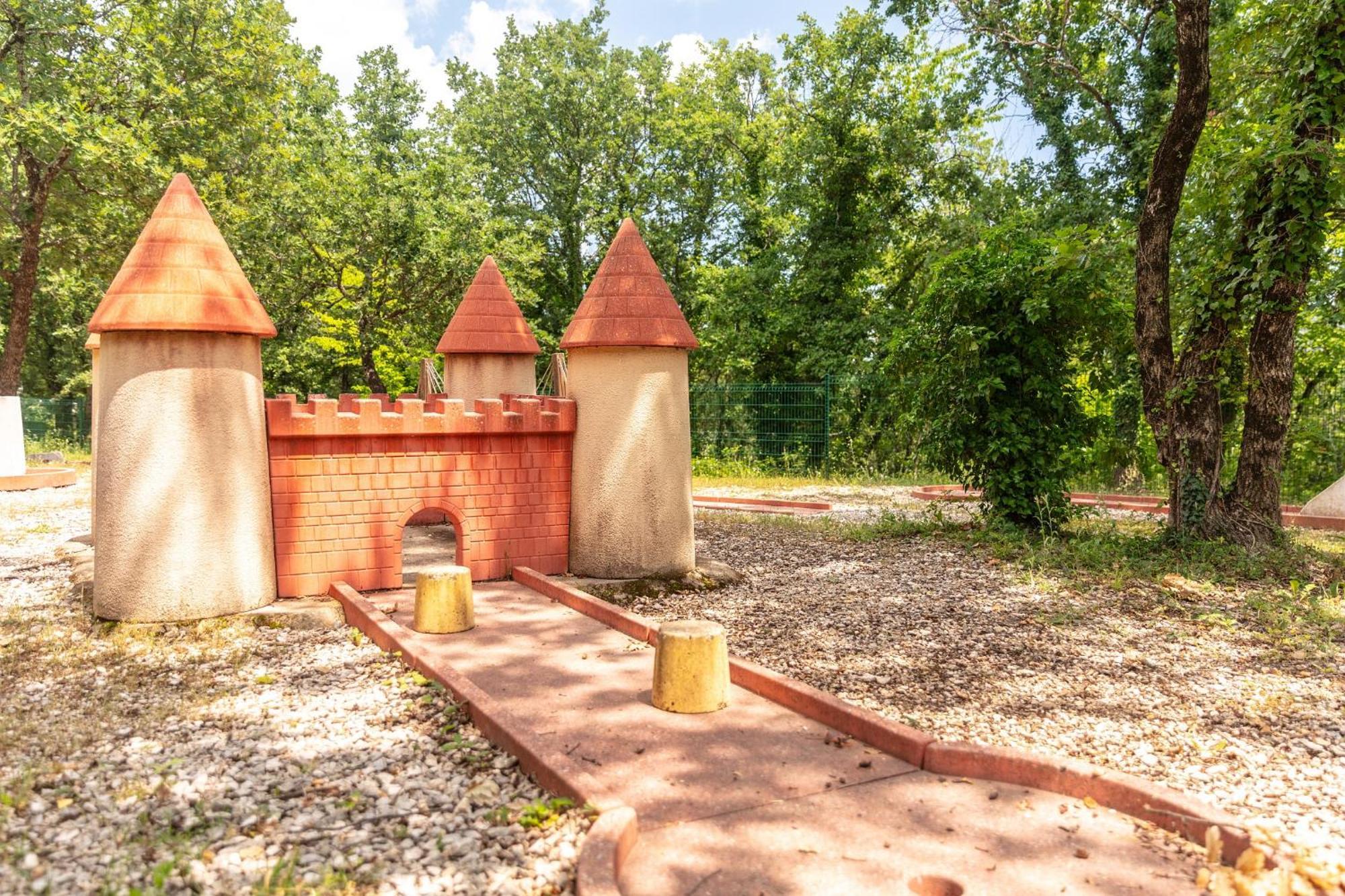 Camping Domaine De Chaussy Lagorce  Bagian luar foto