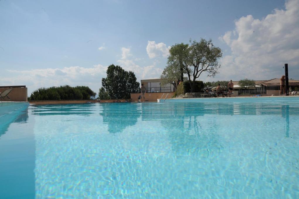 Camping Domaine De Chaussy Lagorce  Bagian luar foto