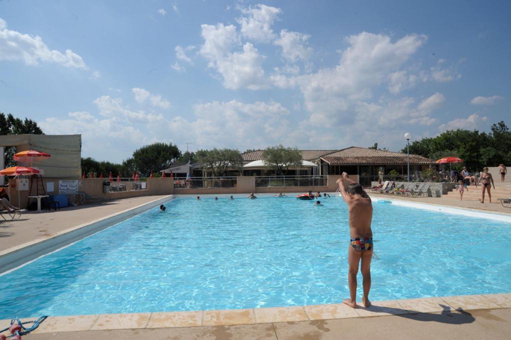 Camping Domaine De Chaussy Lagorce  Bagian luar foto